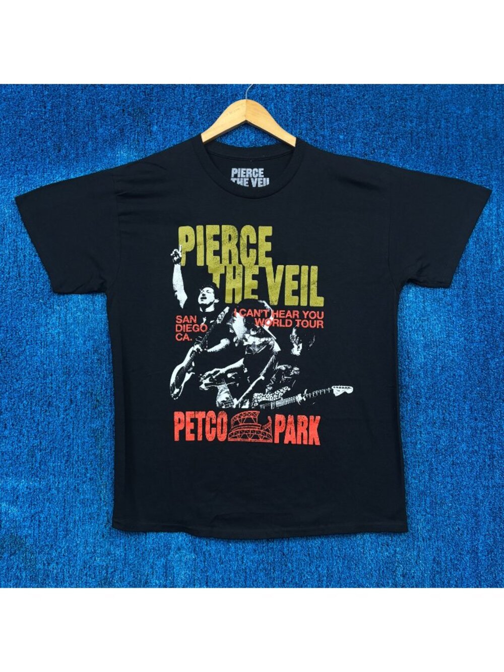 Pierce The Veil Rock T-Shirt Size Large